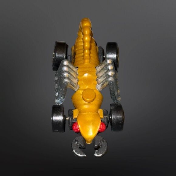 Vintage 1985 Hot Wheels Evil Weevil Gold Scorpion Die Cast Metal Plastic Car - Picture 3 of 8